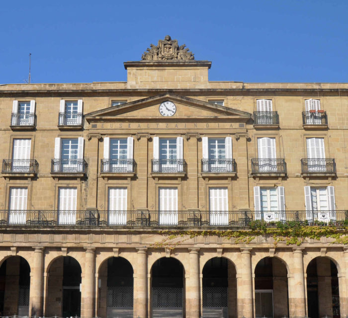Plaza Nueava atracción en Bilbao